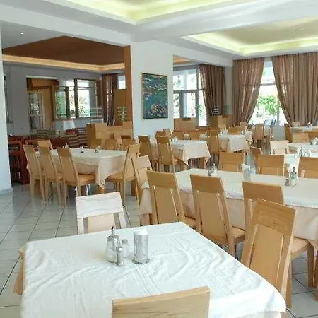 Aethria 3* Λιμένας